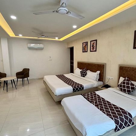 Hotel G R Residency Golden Temple Just 2 Mins Walking Distance From Hotel Amritsar Exterior photo